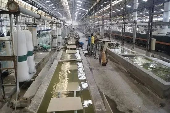 陶瓷廠廢氣惡臭讓人苦不堪言，Dejing的凈?除臭劑幫助企業(yè)達標(biāo)排放！.jpg